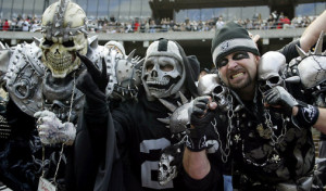 oakland-raiders-fans