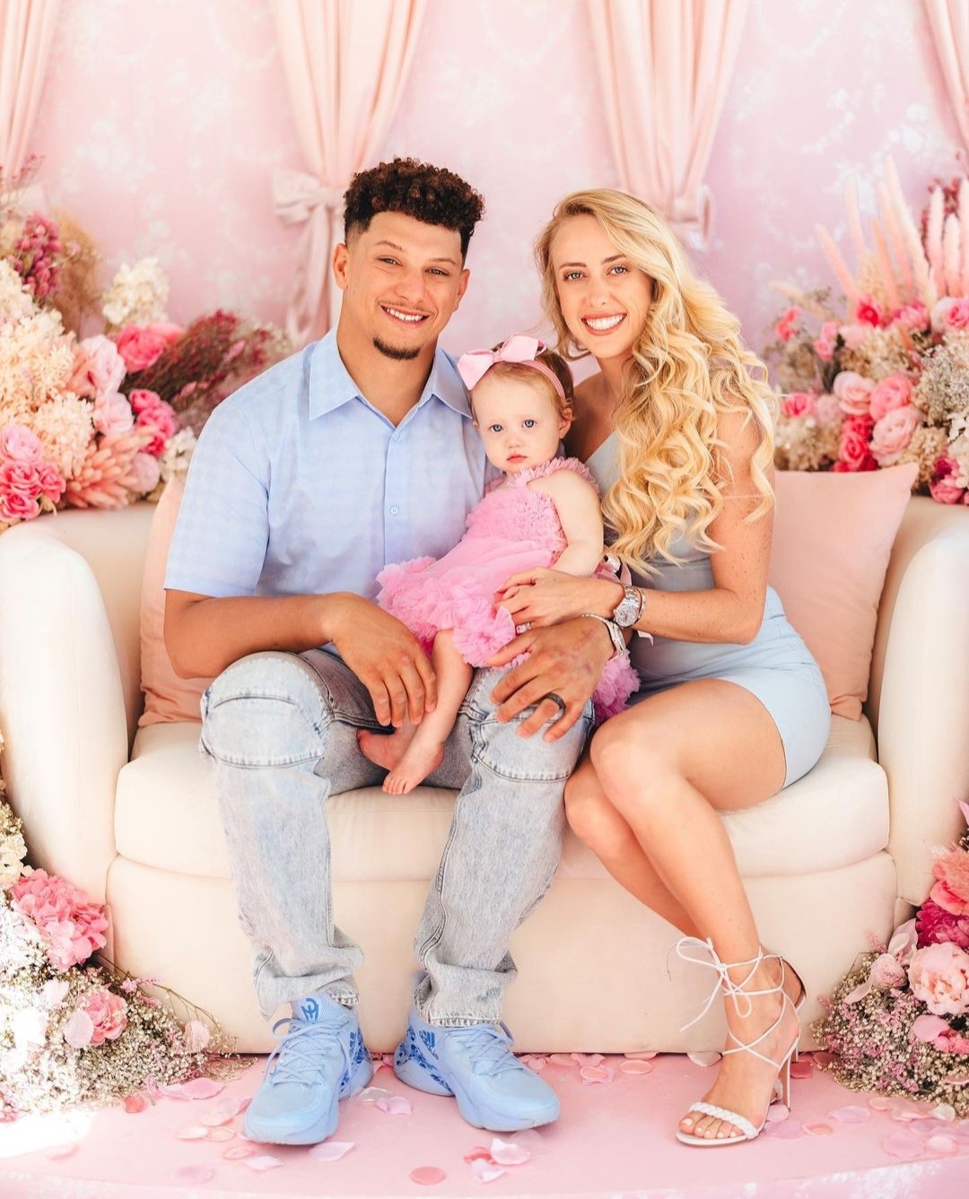 LOOK: The Mahomes' family Easter photos