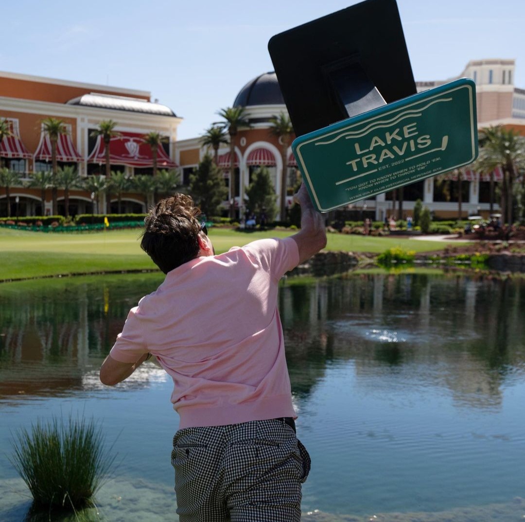 Travis Kelce rocks the stage at Timberlake's 8am Golf Invitational